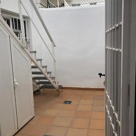 Сasa de vacaciones Acogedora Casa En Cap Negret, Ubicada A Primera Línea De La Playa. *